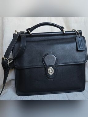 Vintage Coach Willis Bag
